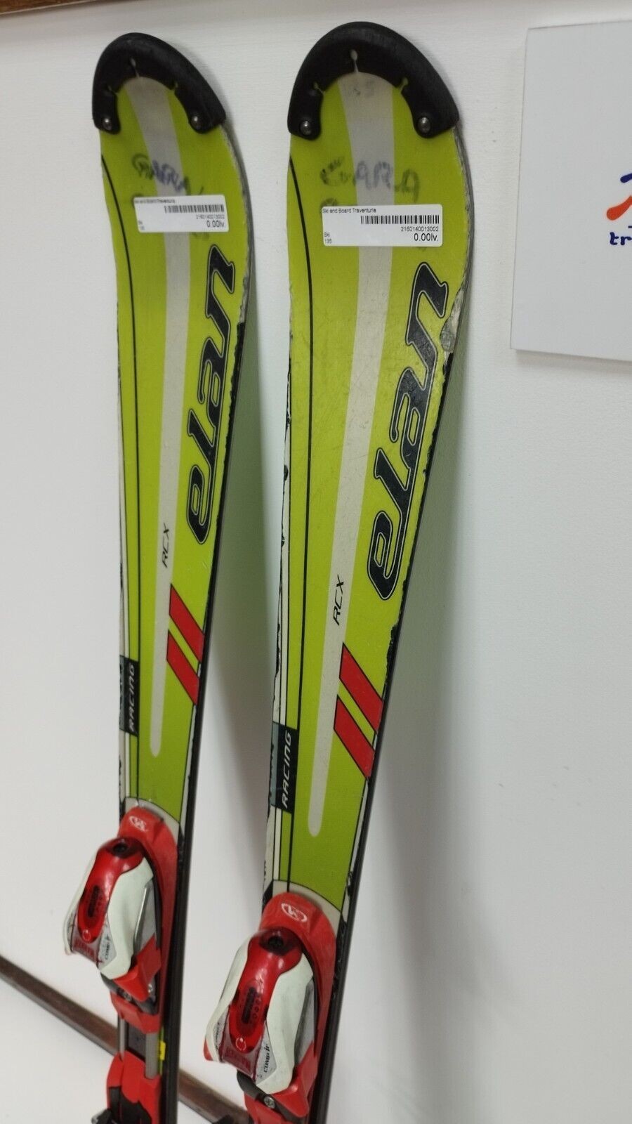 Elan Race RCX 135 cm Ski + Marker 10 Bindings Winter Fun Snow Adventure Outdoor