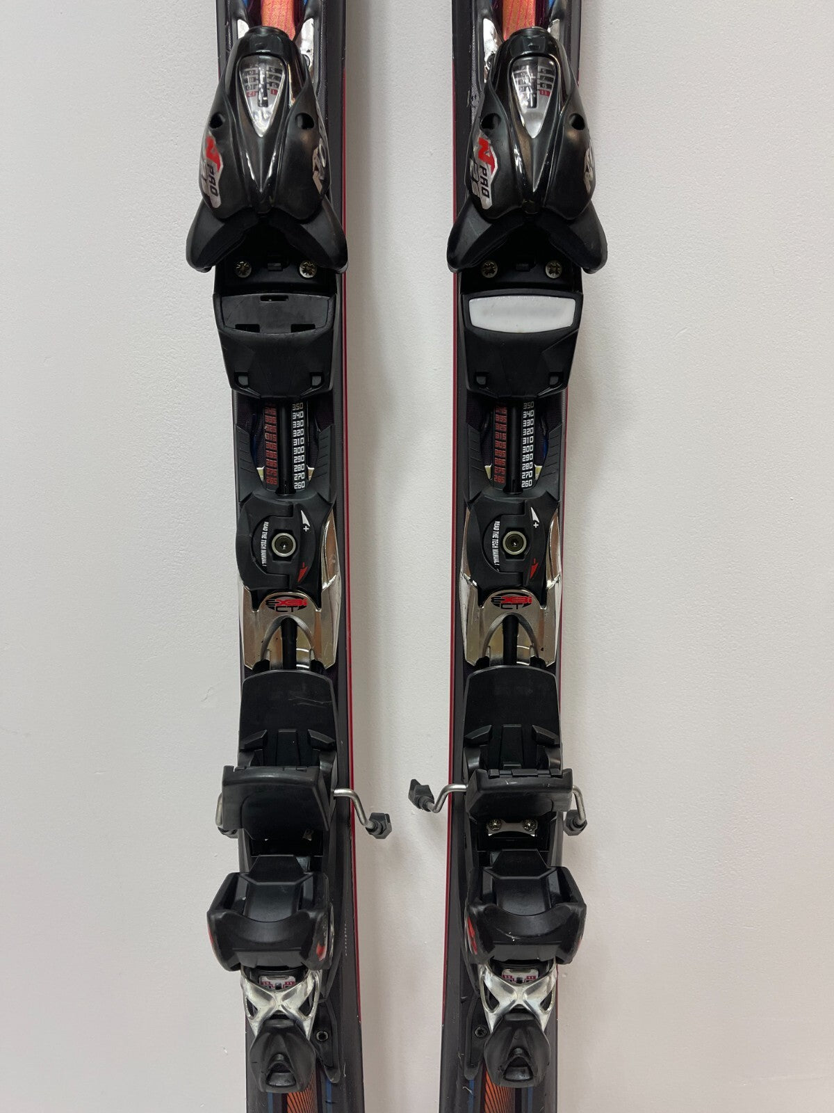 Nordica Fate 170 cm Ski + Nordica 12 Bindungen Winter Schneesport Outdoor Spaß