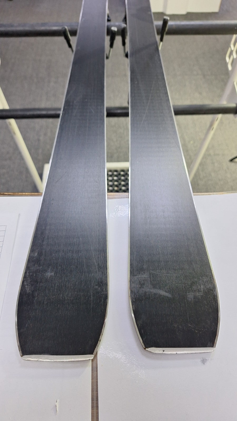 Head World Cup Rebels i.Speed  180cm Ski + Tyrolia 13 Bindings Winter Sport