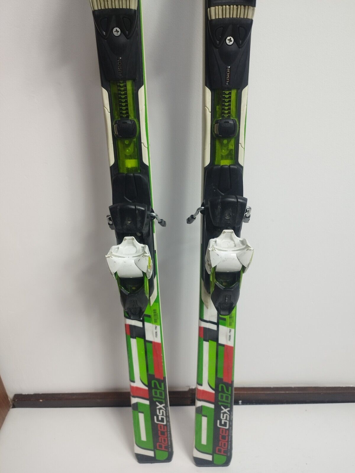 Ski Elan GSX 182 cm + fixations Elan EL 14 Hiver Loisirs Neige Aventure Sport