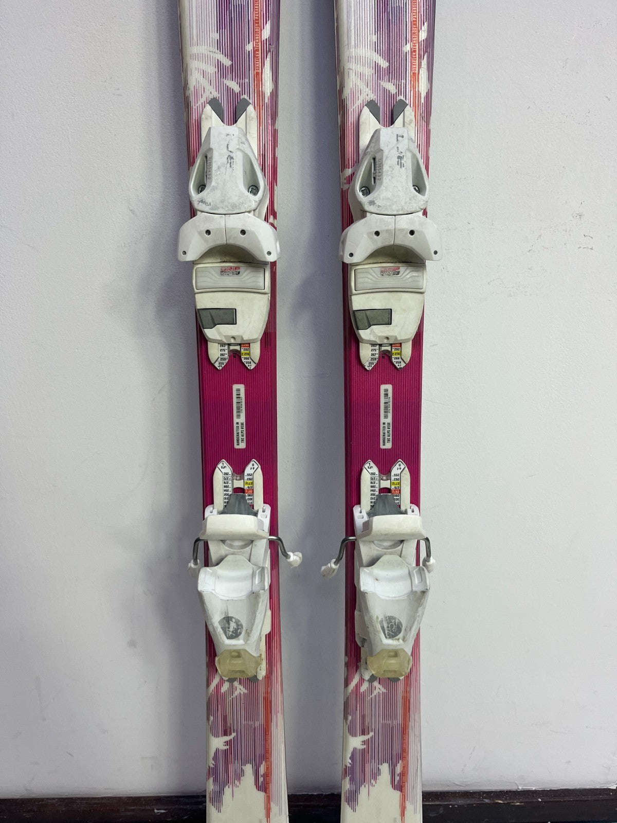 Elan Snow White  146cm  Ski + Elan EL 7.5 Bindings Winter Sport Fun