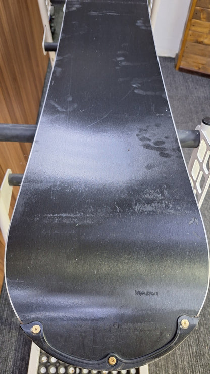 Matrix Escape 158 cm Snowboard + Head Size M Bindungen Adventure Sport