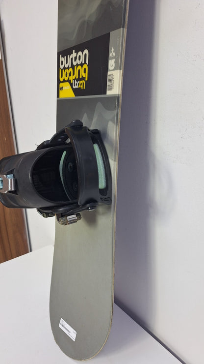 Burton LTR 125 cm W Snowboard + Burton S  Bindings Winter Snow Adventure Fun