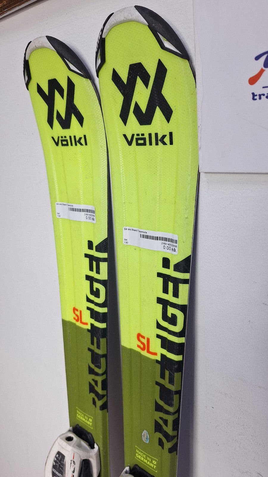 Ski Völkl Racetiger 11 SL 130 cm + fixations Marker 7 - sport d'hiver neige et loisirs