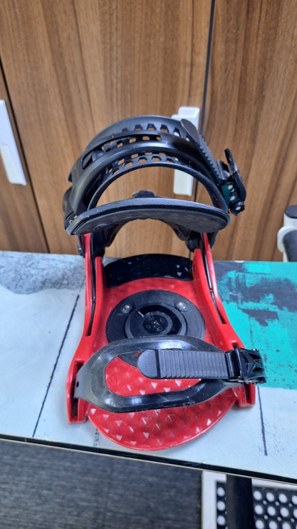 Snowboard Burton Radius 145L cm + fixations Burton M - aventure hivernale