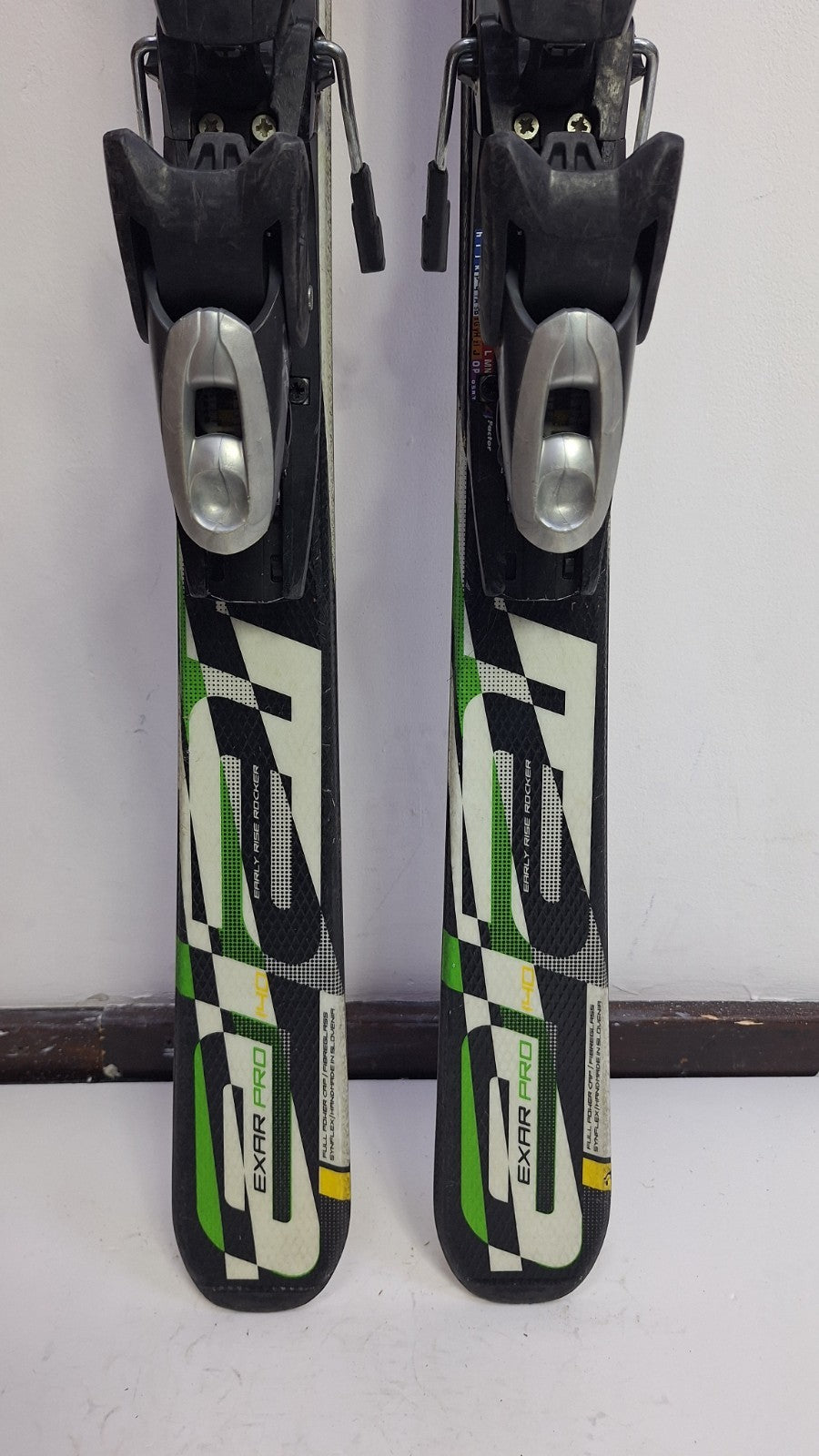 Elan Exar Pro 140 cm Ski + Elan ESP 7.5 Bindungen Sport Schnee Winter Spaß Abenteuer