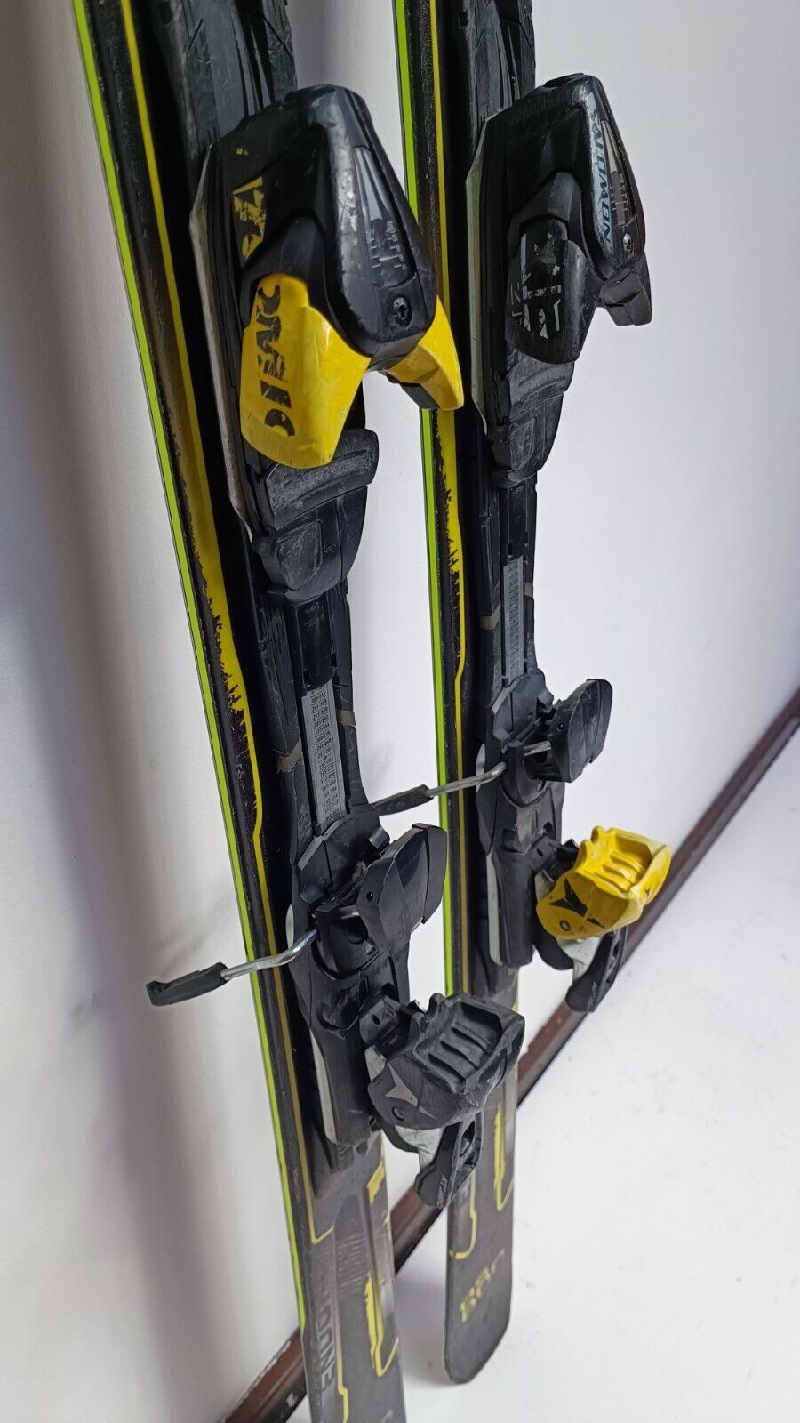 Salomon Enduro RS 800 177cm Ski + Salomon 12 Bindings Winter Sport
