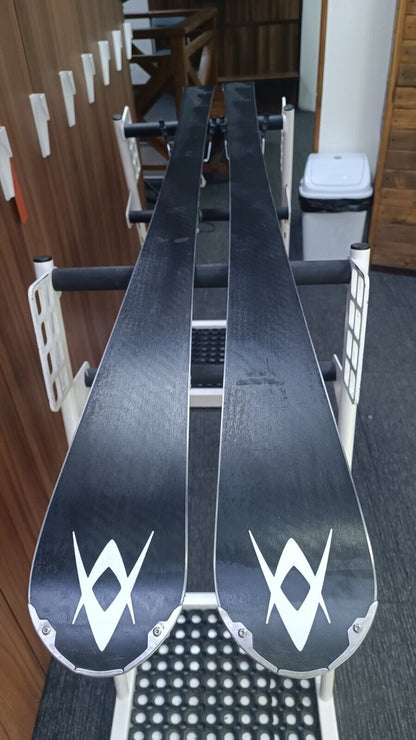 Volkl Code Speedwall 185cm Skis + nouvelles fixations Marker 12 - Sport d’hiver