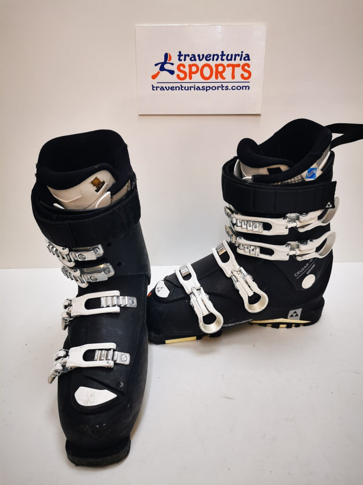 Fischer Cruzar W XTR 70 Ski Boots (EU 39; UK 5 3/4; Mondo 250) Winter Sports