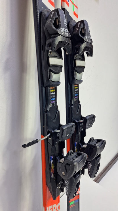 Sci Rossignol Hero JR MultiEvent 130cm + attacchi Tyrolia SP 7.5 Sport invernali
