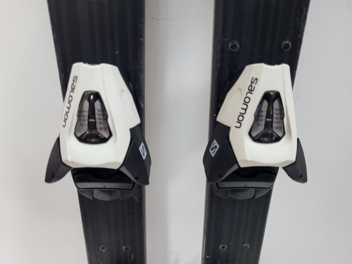 Dynastar Team Comp 130 cm Ski + fixations Salomon 4.5 neuves Neige, divertissement et sport