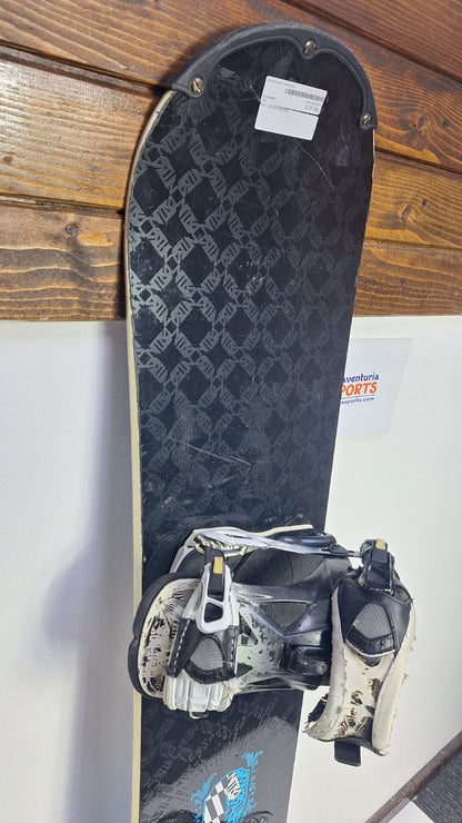 Snowboard Nitro Shield Venti 159 cm + Attacchi Union L per divertirsi sulla neve in inverno
