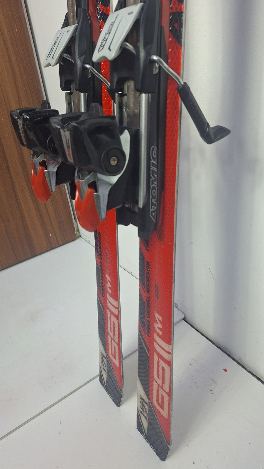 Atomic Race GS 171 cm Ski + Atomic 10 Bindings  Winter Sport Fun