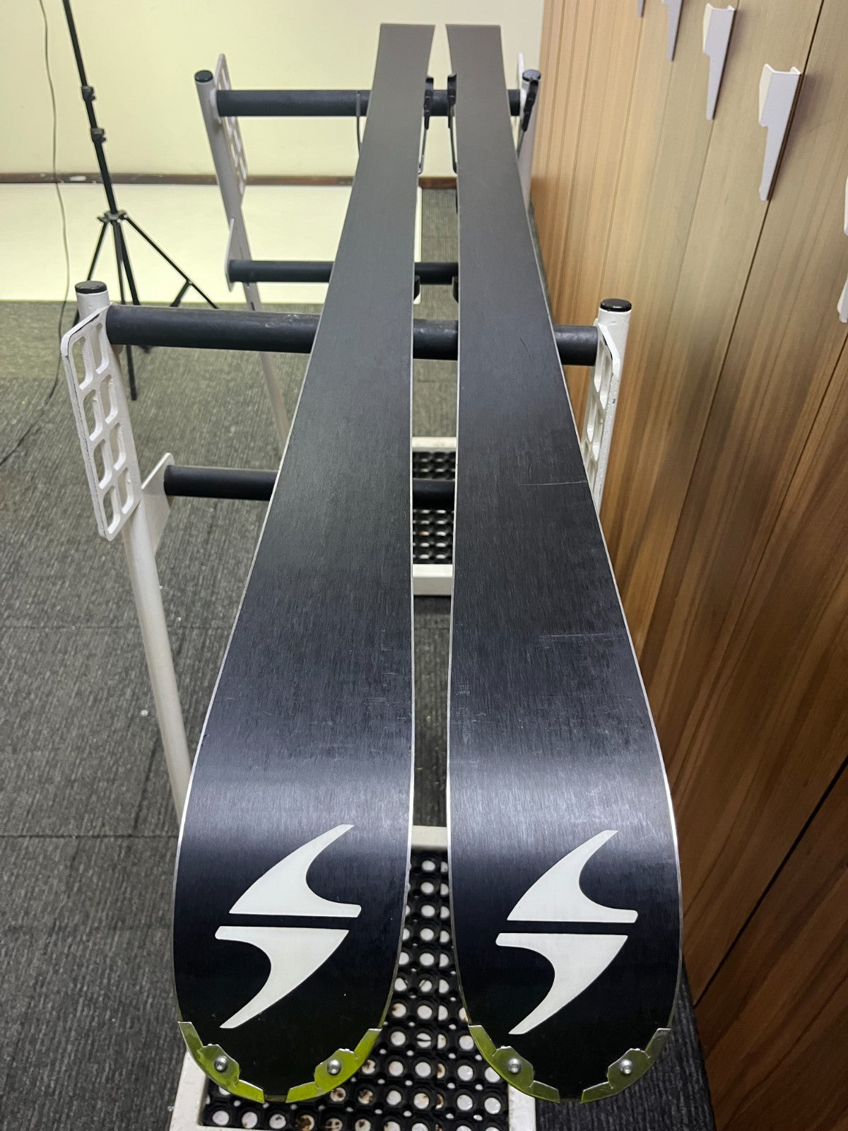 Blizzard Ultralight RT 167 cm Ski + Elan ESP 10 Bindings Winter Sport Fun