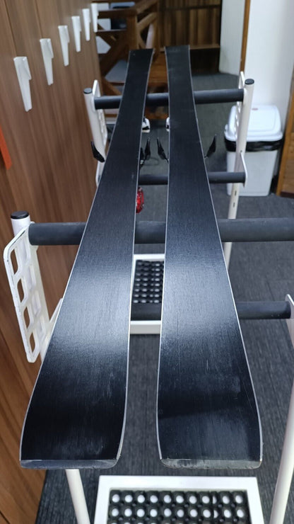 Atomic Race GS 176 cm Ski + Atomic 16 Bindungen Wintersportspaß
