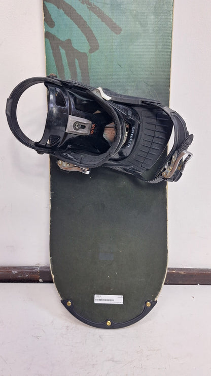 Nitro Stance 156 Snowboard + Speedfit M  Fixations Aventure hivernale dans la neige