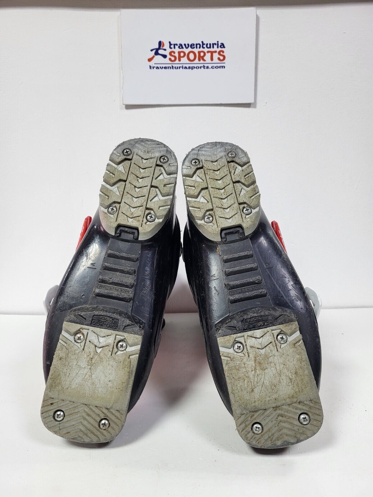 2017 Nordica Firearrow Team 3 Ski Boots (EU 37 1/2; UK 4 1/2; Mondo 240) Winter