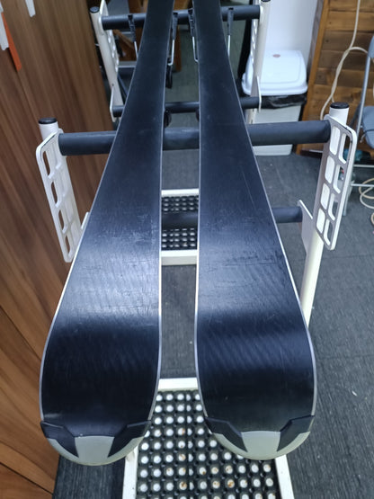 Sci Elan Exar Pro 140 cm + attacchi Elan ESP 7.5 Sport Neve Inverno Divertimento Avventura