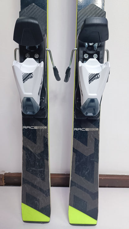 Fischer RC4 GS FIS 145 cm Ski + neue Tyrolia 7.5 Bindungen Wintersport
