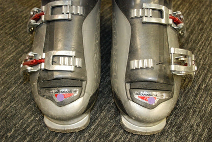 Chaussures de ski Nordica Cruise NFS (EU 43 1/2 ; UK 9 1/4), Mondo 280, plaisir des sports d’hiver