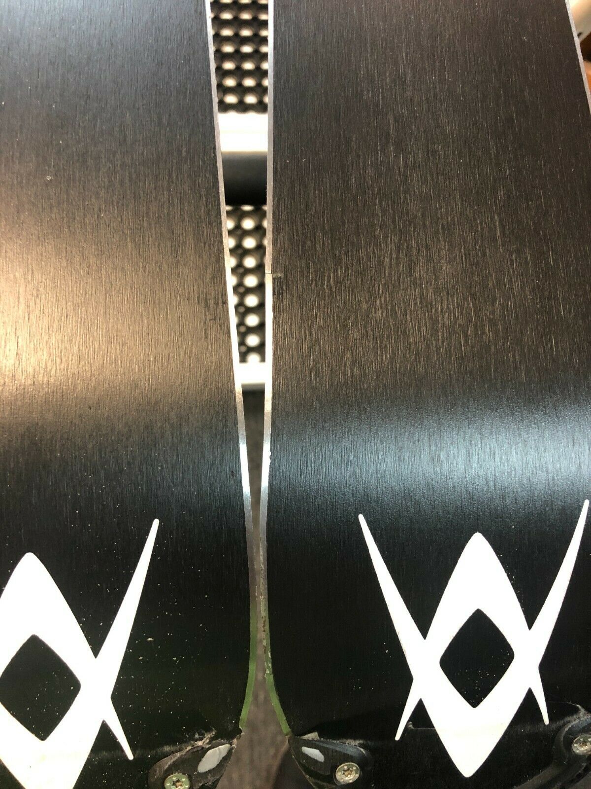 Sci Volkl Unlimited AC 7.4 163 cm + attacchi Look 7 Fun Snow Sport invernali Pista