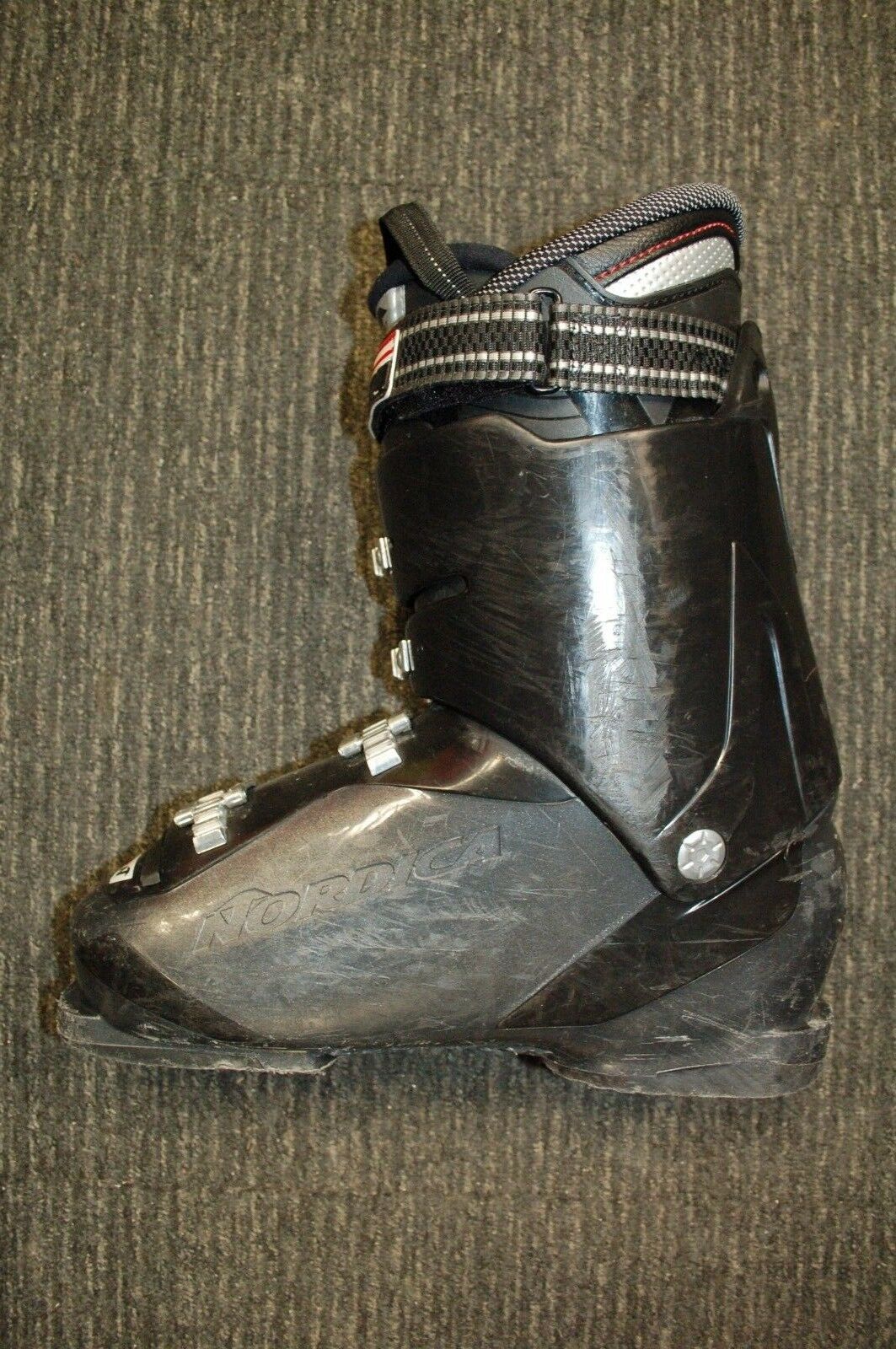 Nordica Cruise 60 280 Skischuhe (EU 43,5; UK 8,5) – Wintersport und Outdoor-Aktivitäten