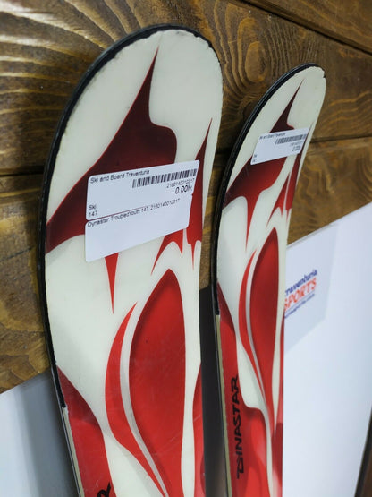Dynastar Troubled Youth 147 cm Ski + Look 11 Bindings Snow Fun Sport Winter
