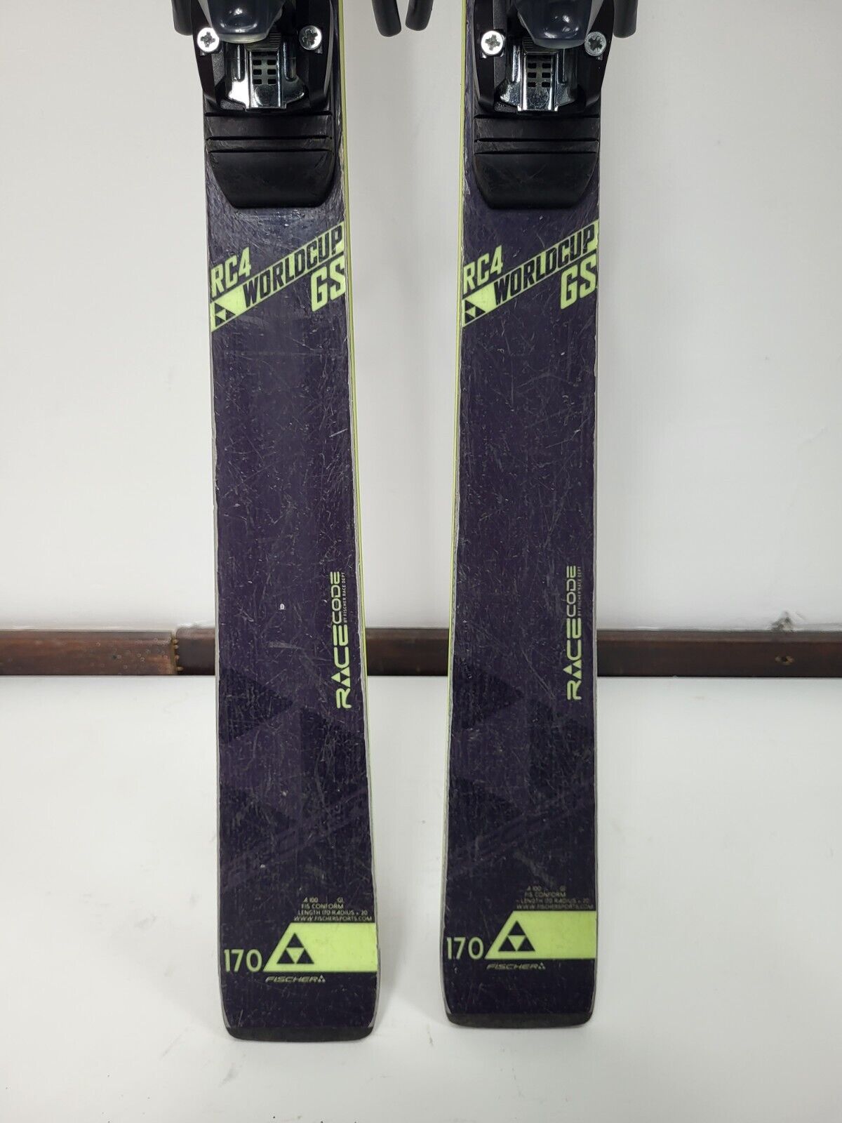 Fischer RC4 GS 170 cm Ski + fixations Tyrolia 10 Sports d’hiver Plaisir Aventure