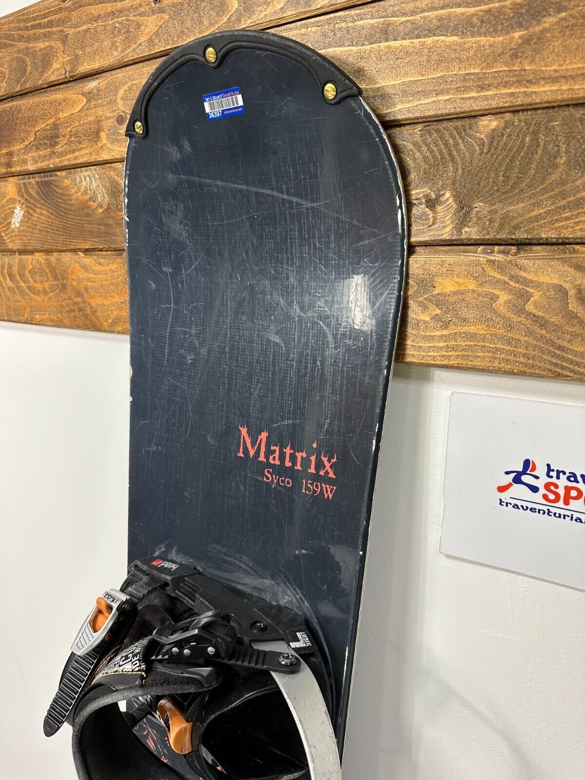 Matrix Syco 159W cm Snowboard + HEAD Rental L  Bindings Winter Snow Adventure