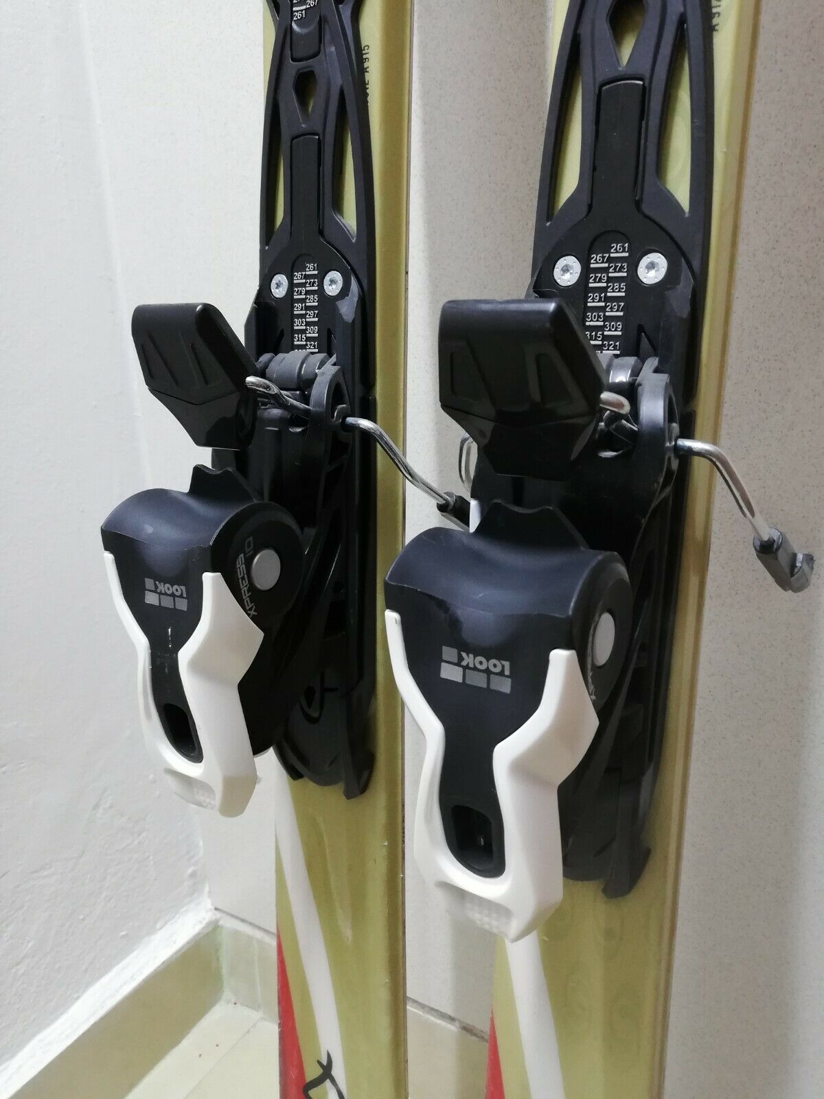 Salomon Rush N6 164 cm Ski + BRAND NEW LOOK Express 10 Bindings Winter Fun Snow