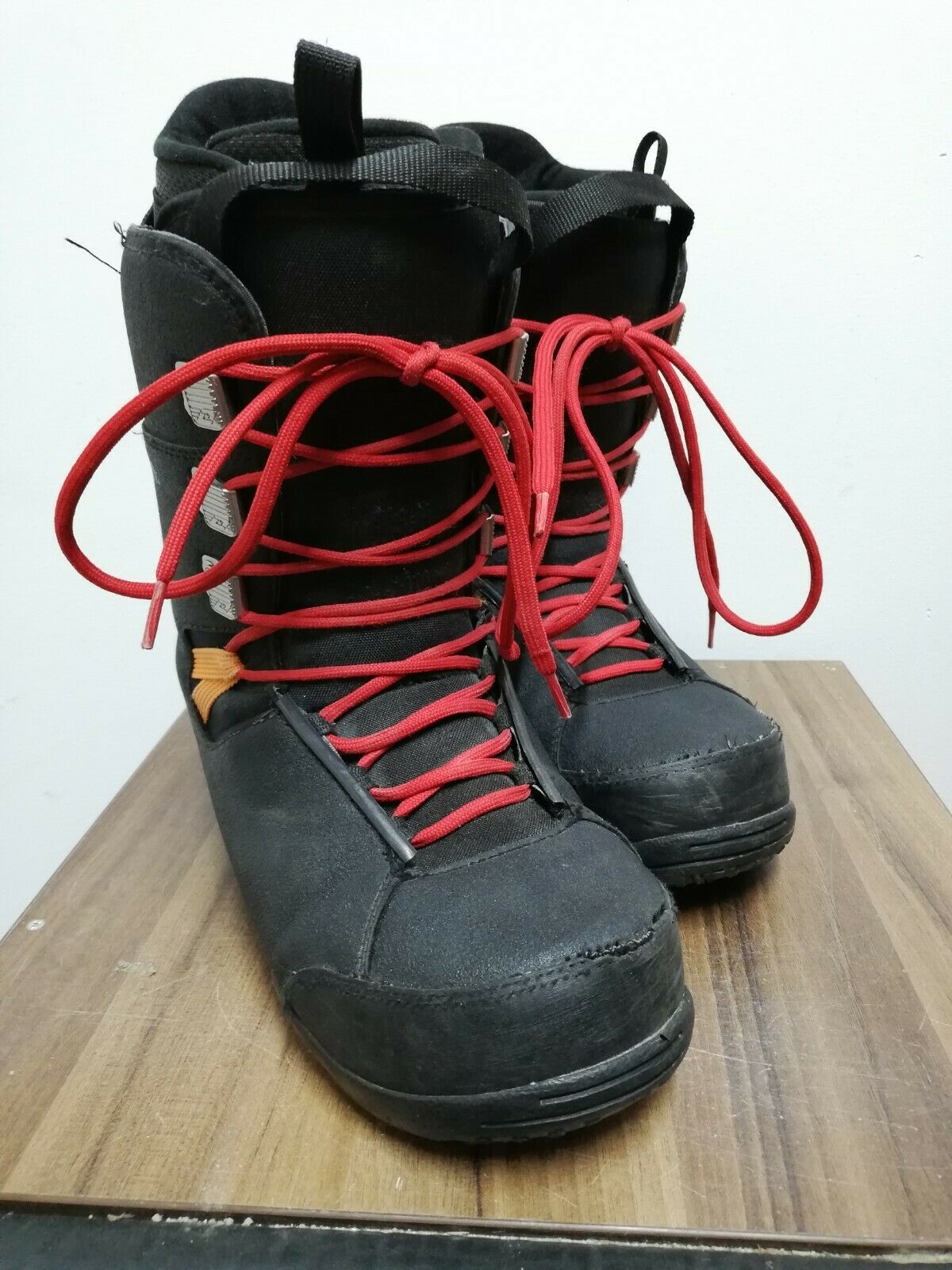 Scarponi da snowboard a noleggio Elan (taglia US 8; EU 40; Mondo 26) Sport invernali Neve