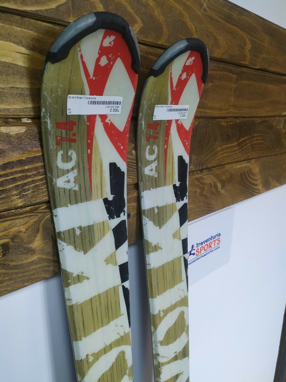 Ski Völkl Unlimited AC 7.4 163 cm + fixations Rossignol 9.5 Hiver Plaisir Extérieur