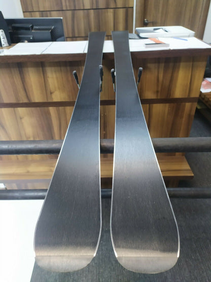 Elan Explore X 152 cm Ski + Elan ESP 7.5 Bindungen Wintersport Outdoor