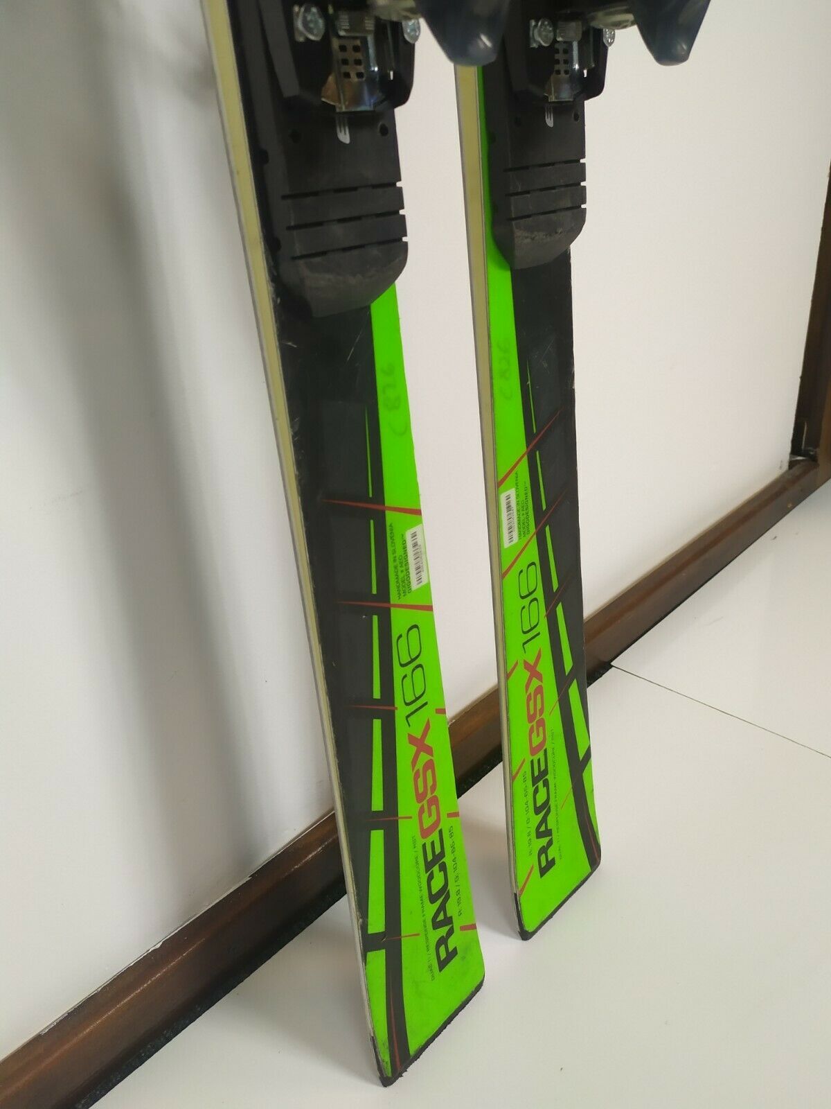 Elan Race GSX 166 cm Skis + New Tyrolia SX10 Bindings Winter Fun Snow BSL