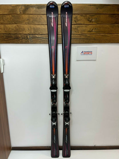 Ski Nordica Fate 170 cm + fixations Nordica 12 Hiver Neige Sport de plein air Plaisir