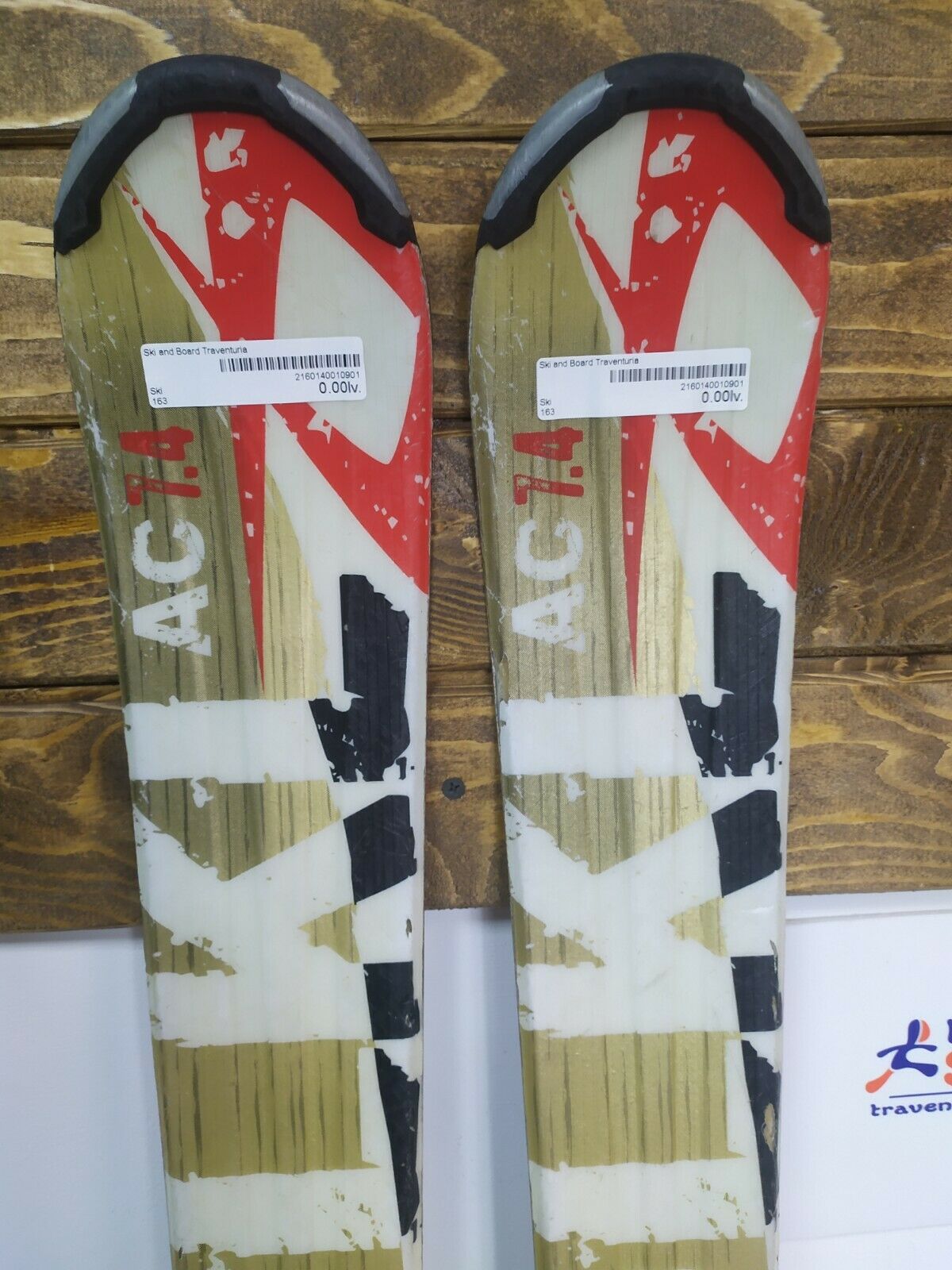 Ski Völkl Unlimited AC 7.4 163 cm + fixations Rossignol 9.5 Hiver Plaisir Extérieur