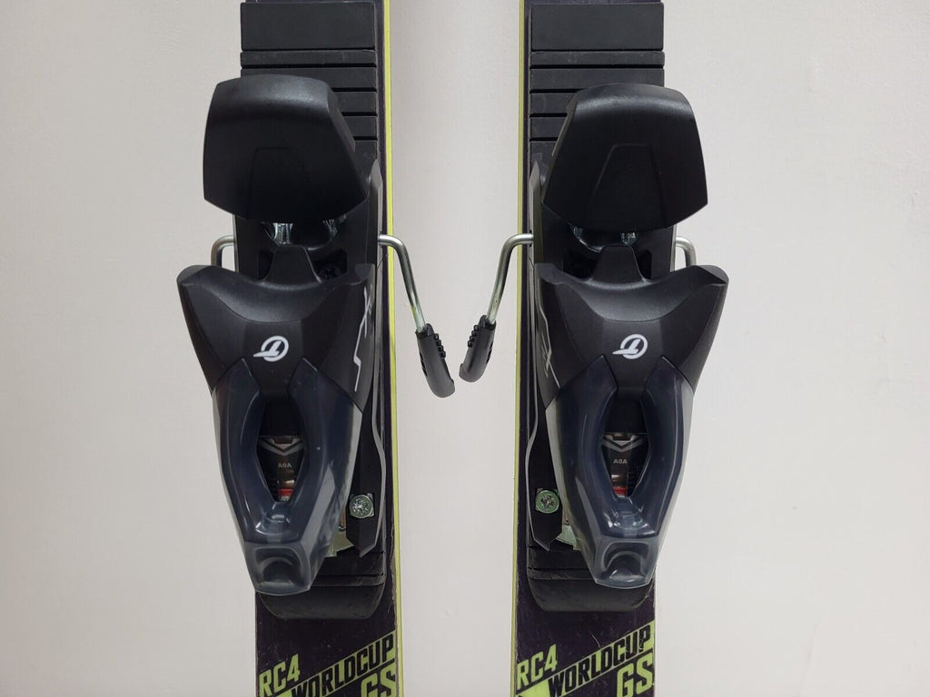 Fischer RC4 SL FIS 140 cm Ski + New Tyrolia 7.5 Bindings Winter Sports Fischer RC4 SL FIS 140 cm Ski + New Tyrolia 7.5 Bindings Winter Sports