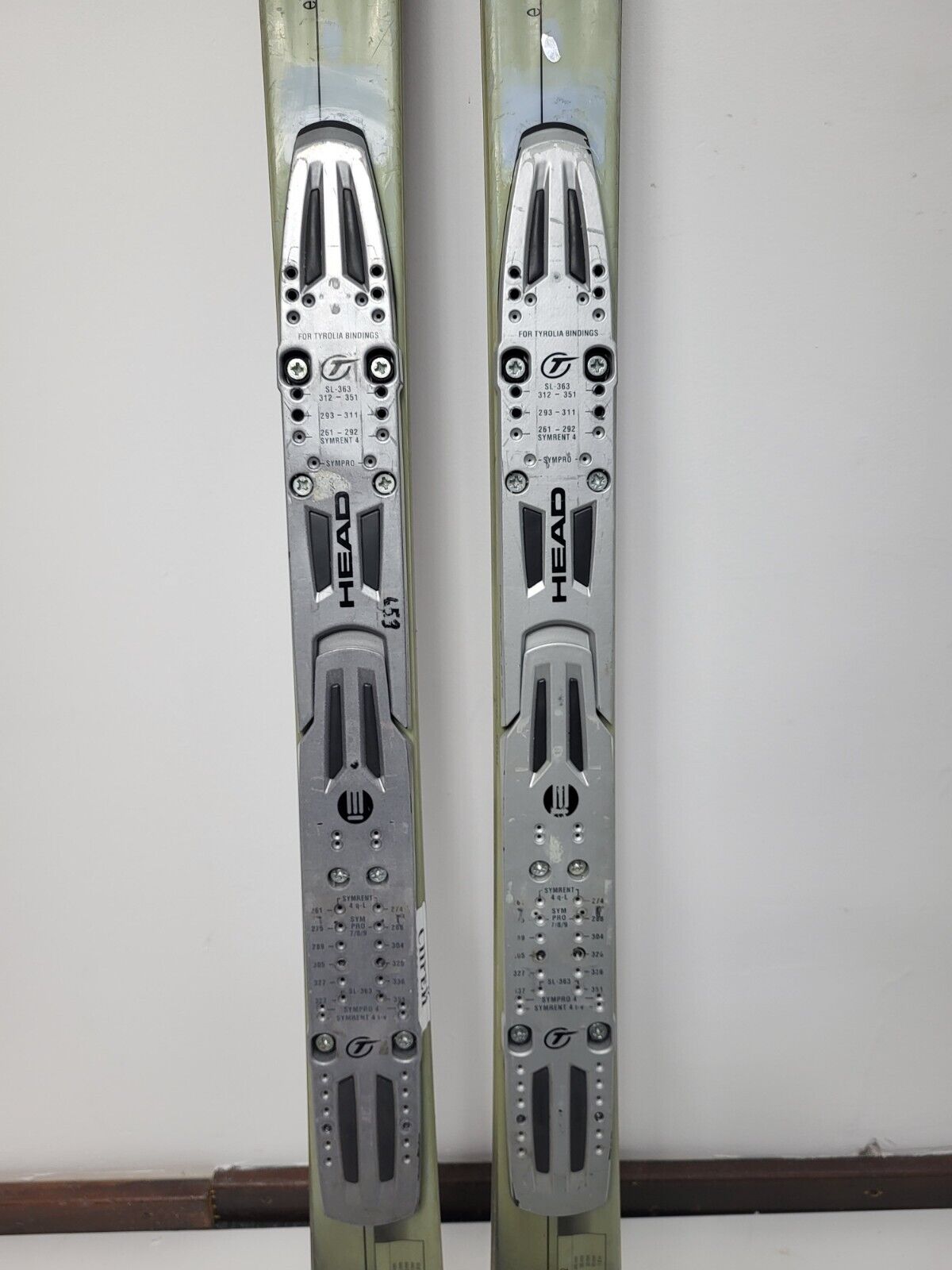 Völkl Carver 149 cm Ski CBS Winter Fun Snow Outdoor Sport Adventure