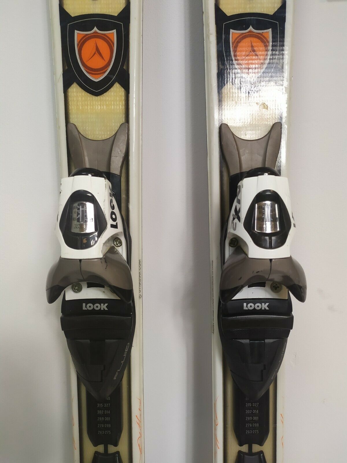 Sci Dynastar Outland 156 cm + attacchi Look 12 Sport invernali Neve Outdoor