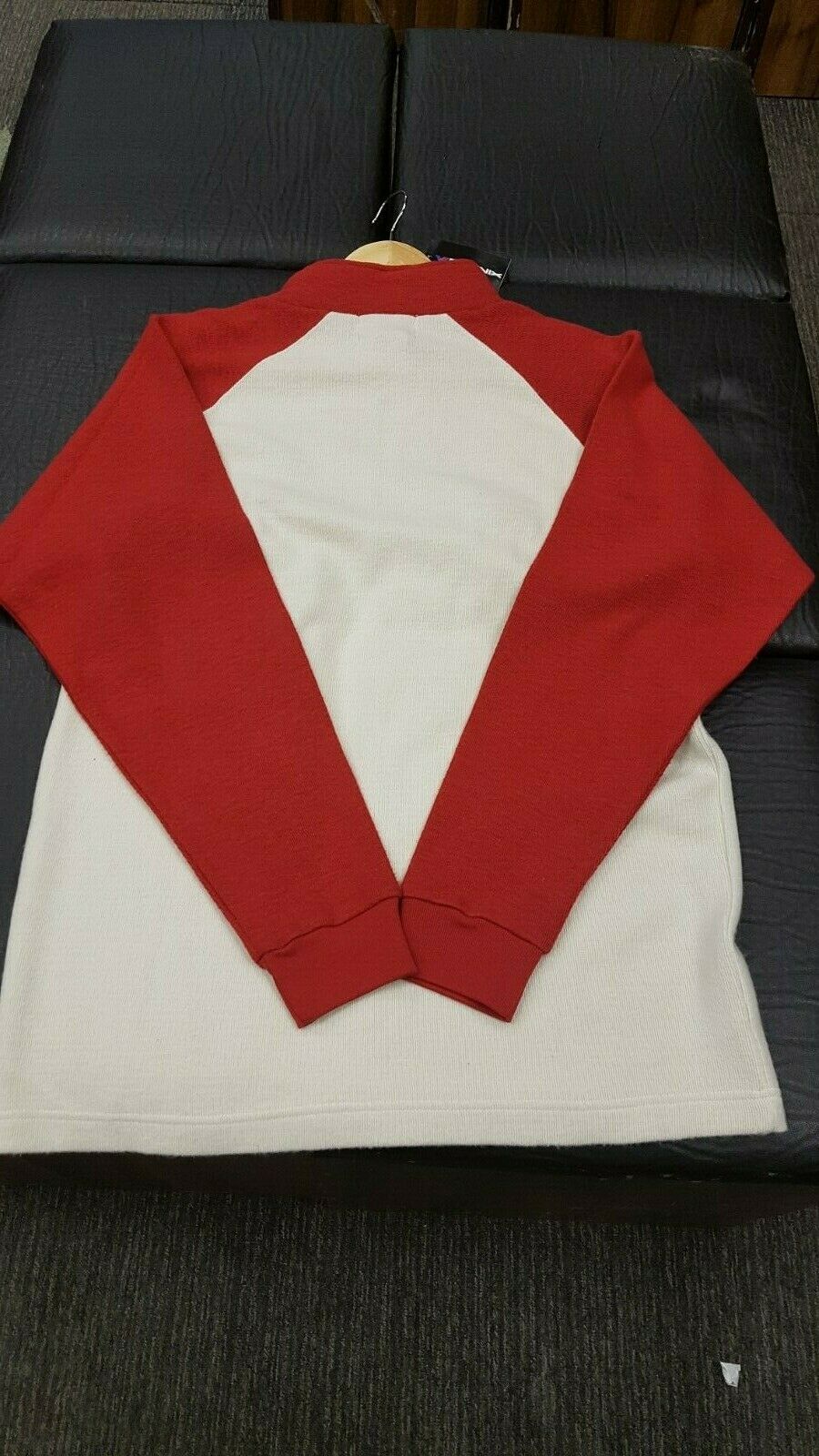Vphenix 1/2 zip Warm Winter Ski Practical Comfy Casual Sport Size L BRAND NEW
