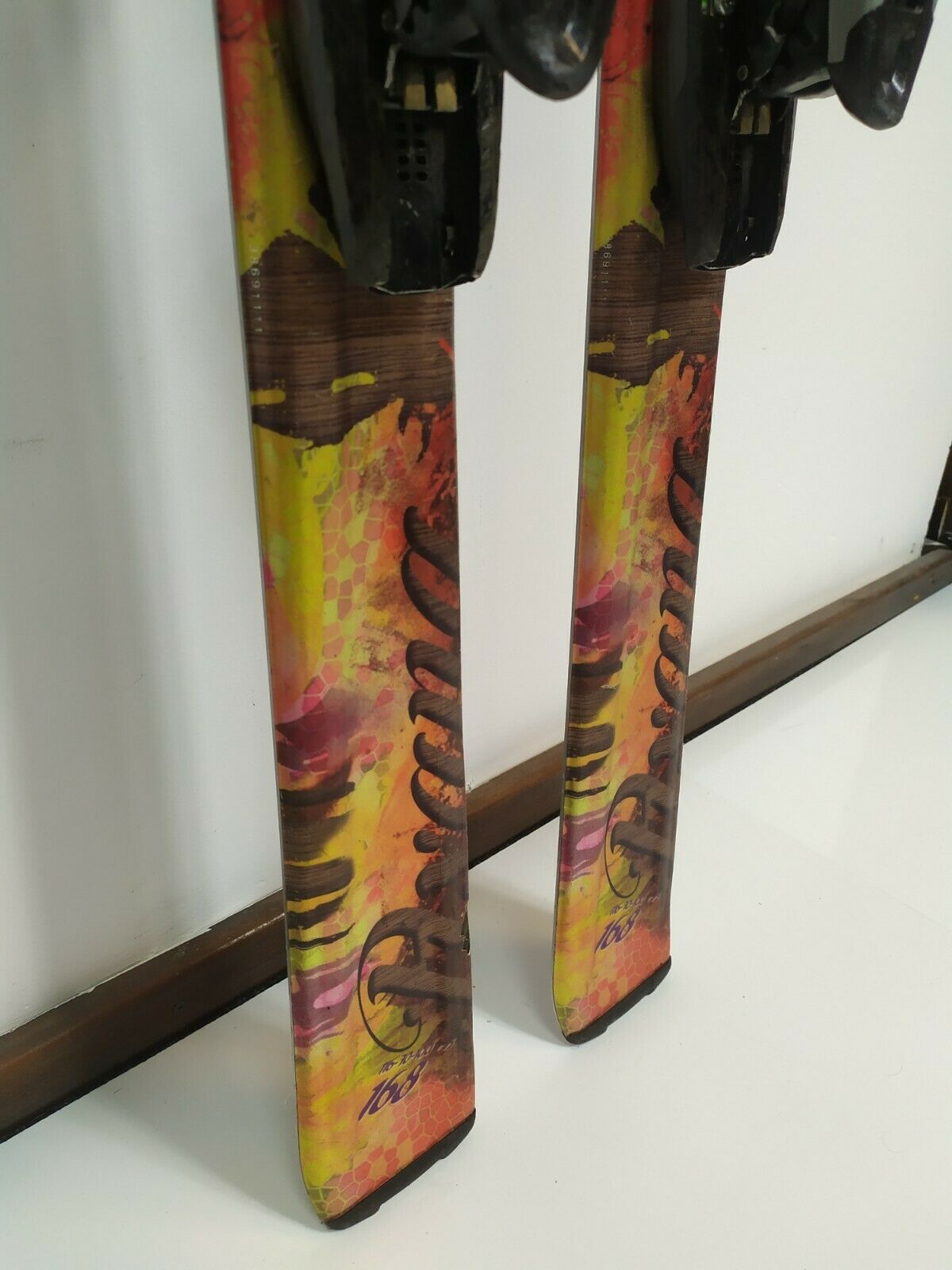 Nordica Axana Fastrack 168 cm Ski + Tyrolia SP100 Bindungen Wintersport