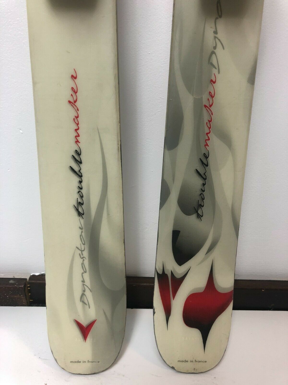 Dynastar Trouble Maker 165 cm Ski + Look 11 Bindungen Schneespaß Sport Winter
