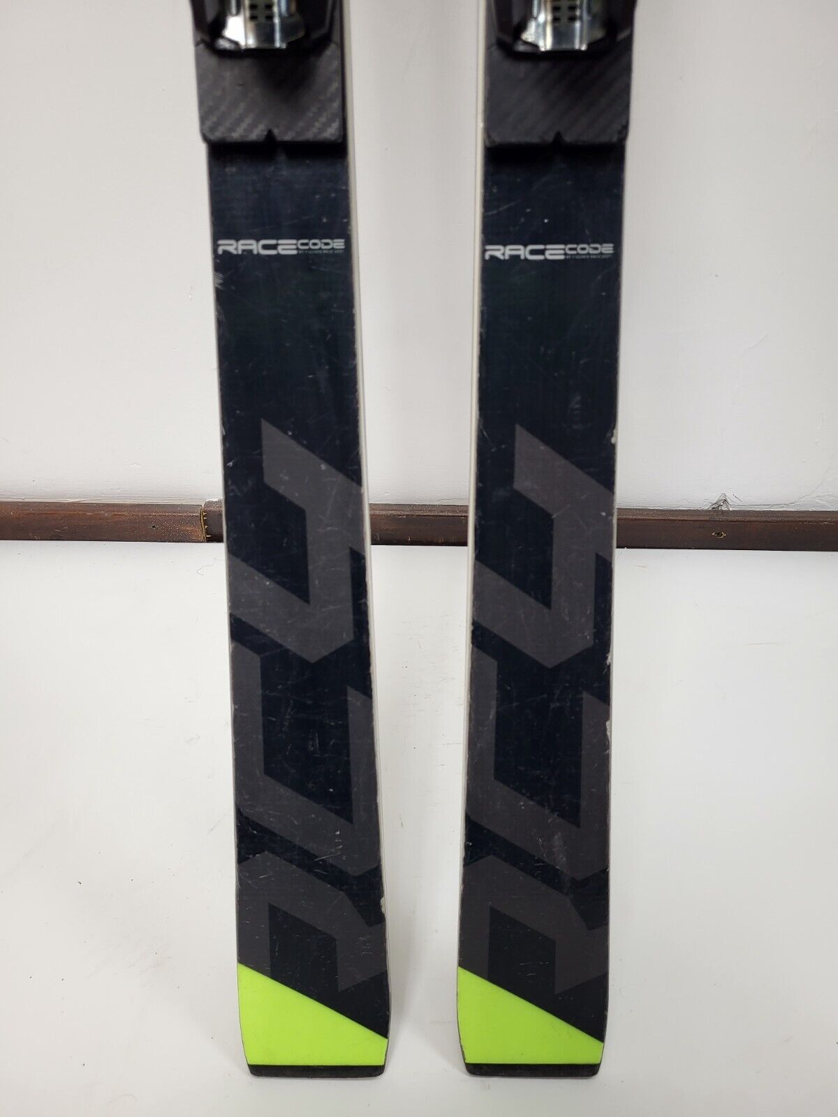Fischer RC4 GS 183 cm Ski + Brand New Tyrolia10 Bindings Winter Sports Fun