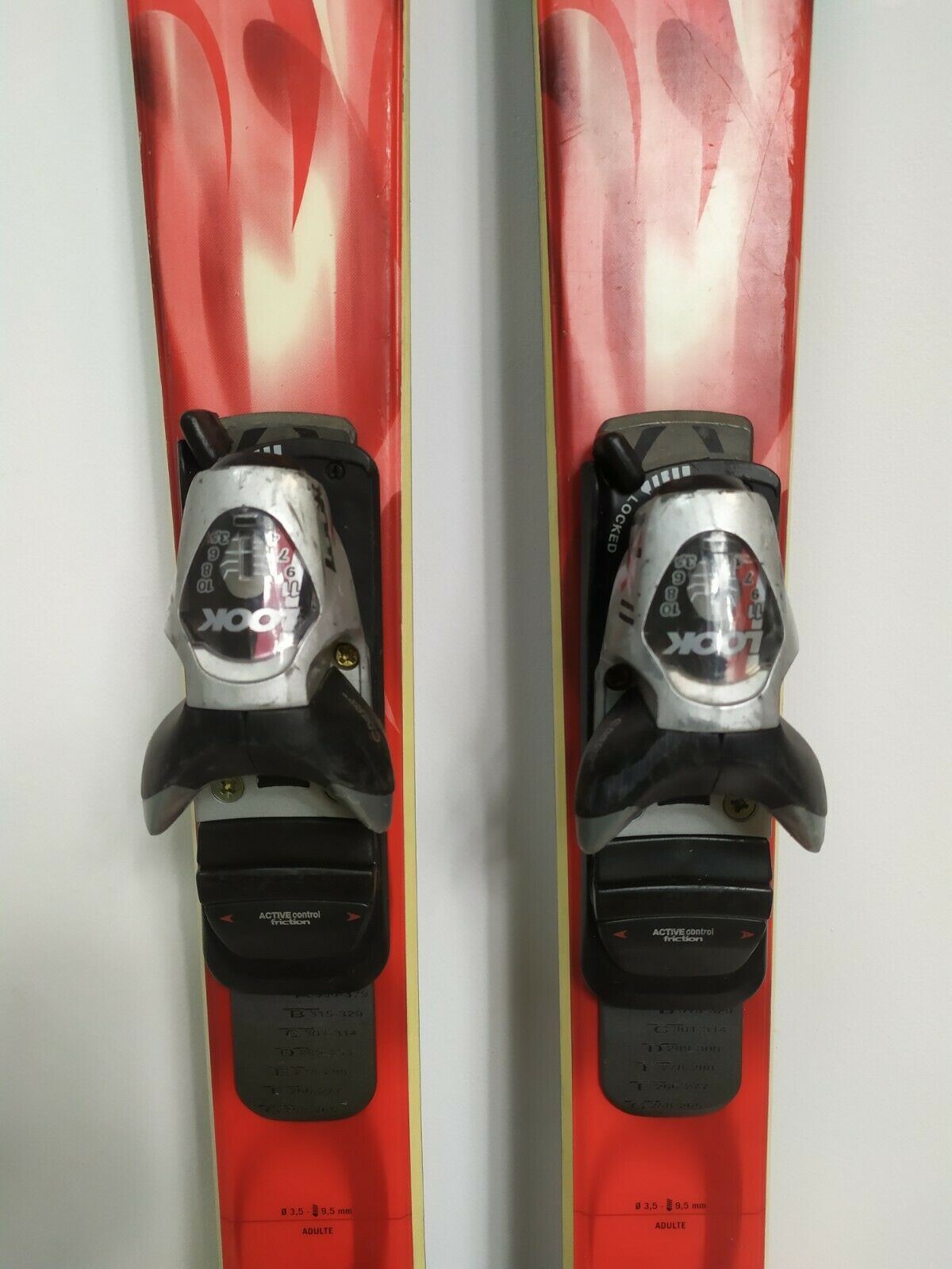 Dynastar Troubled Youth 147 cm Ski + Look 11 Bindings Snow Fun Sport Winter