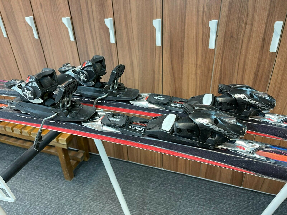 Nordica Fate 170 cm Ski + Nordica 12 Bindungen Winter Schneesport Outdoor Spaß