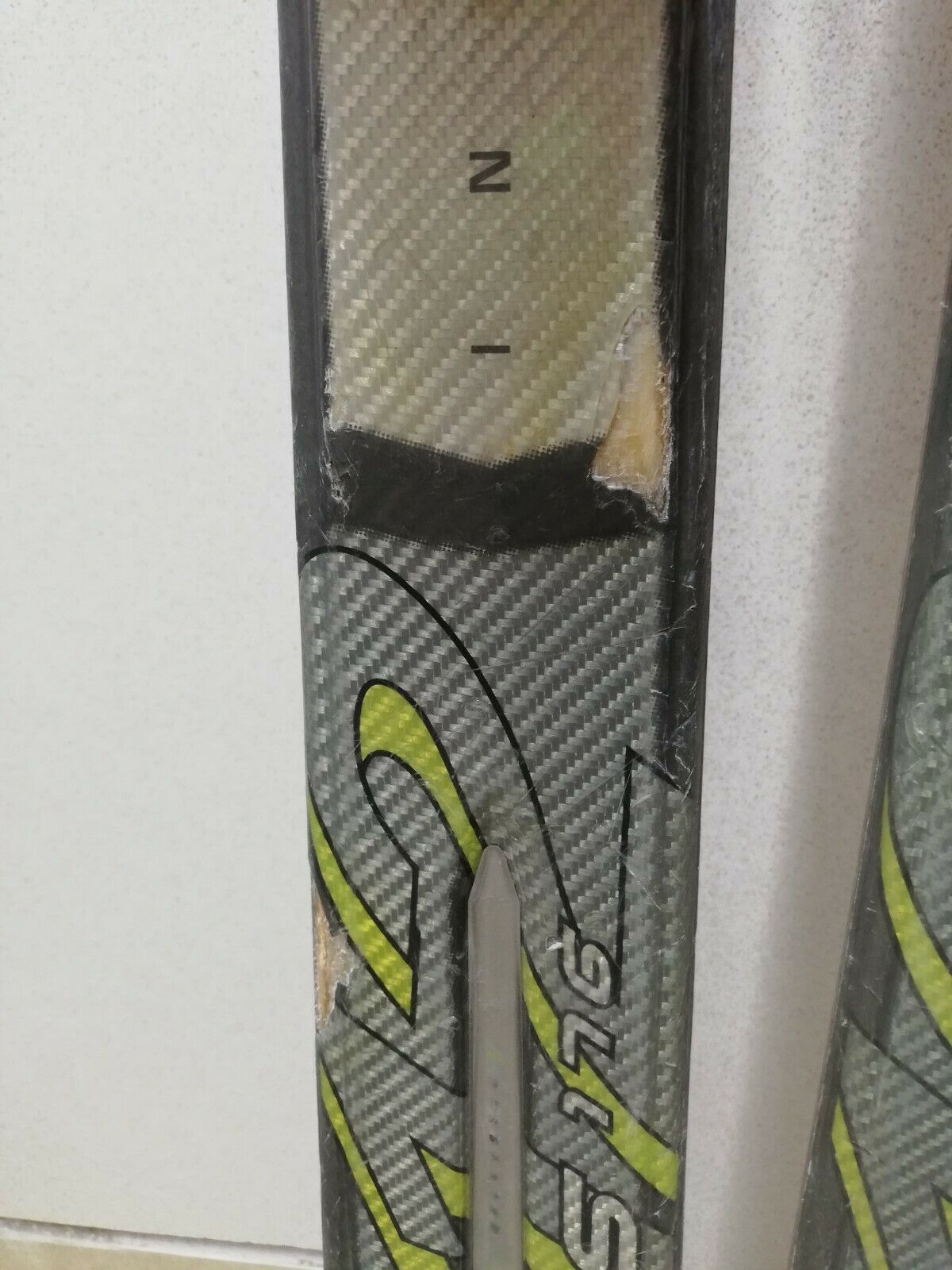 Elan Mantis M 12 176 cm Sci + Attacchi Salomon 700 Sport invernali sulla neve all'aperto
