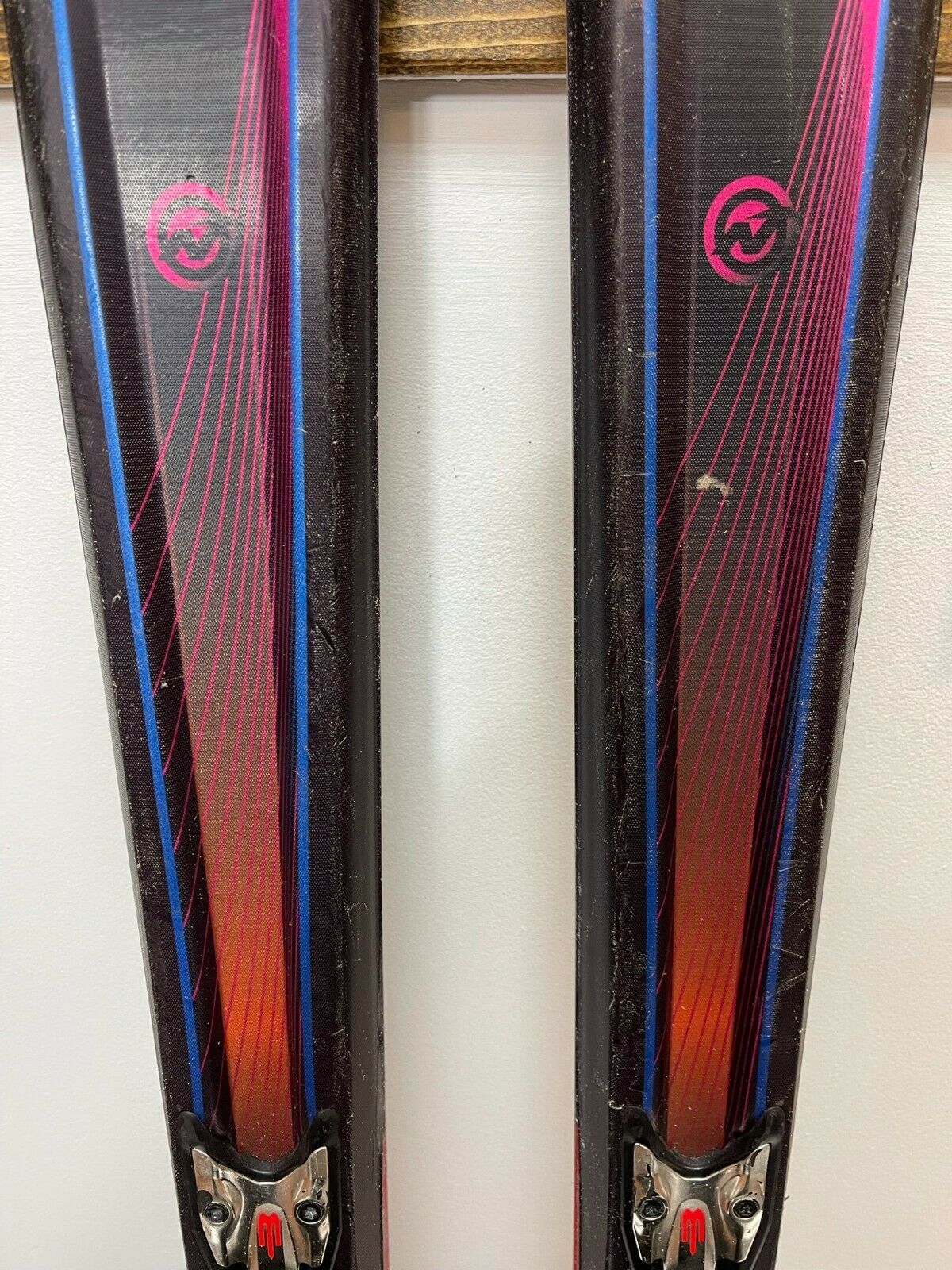 Ski Nordica Fate 170 cm + fixations Nordica 12 Hiver Neige Sport de plein air Plaisir