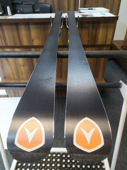 Dynastar Team Course Weltcup 165 cm Ski + Look 10 Bindungen Winterspaß Schnee