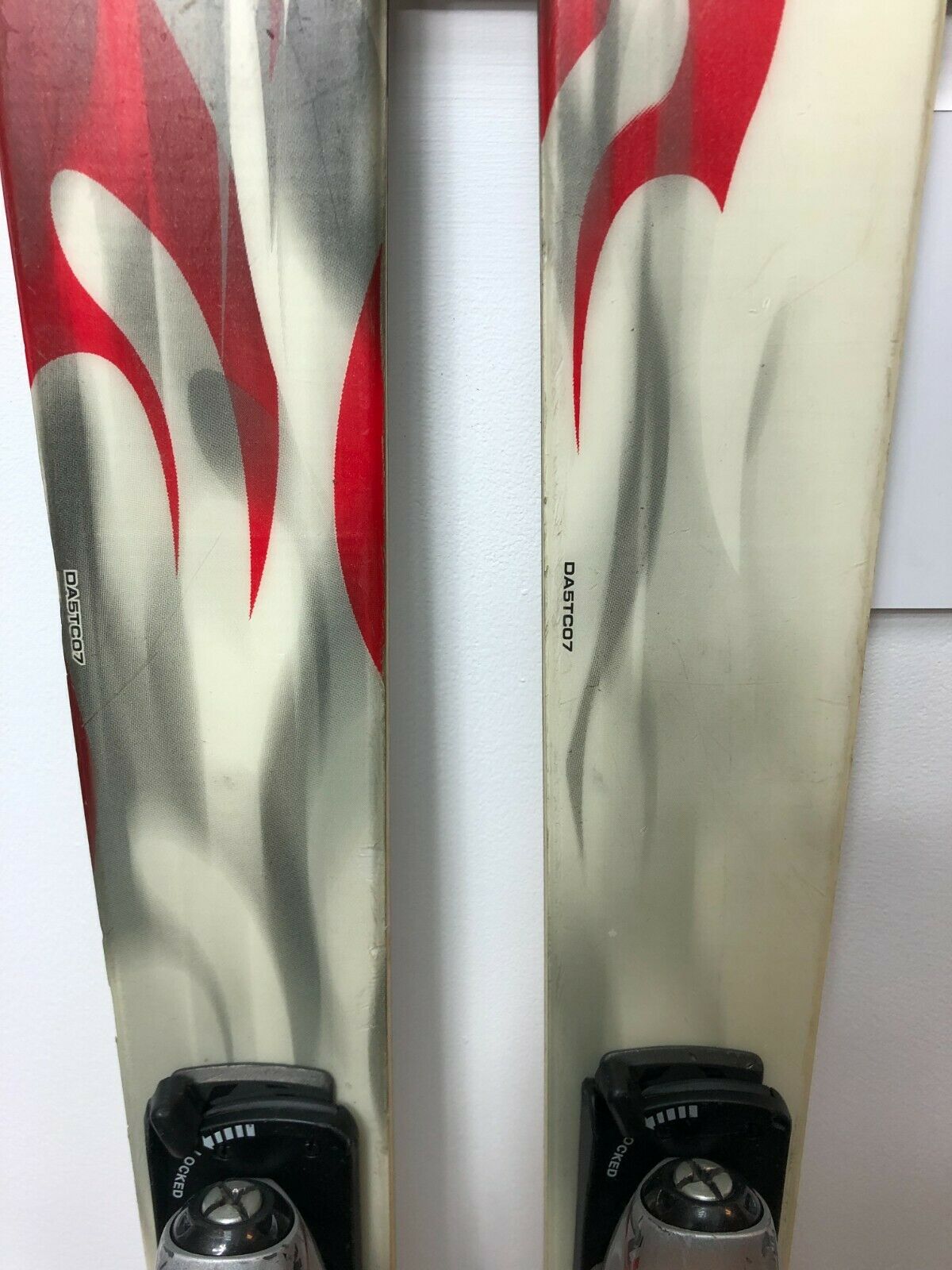 Dynastar Trouble Maker 165 cm Ski + Look 11 Bindings Snow Fun Sport Winter