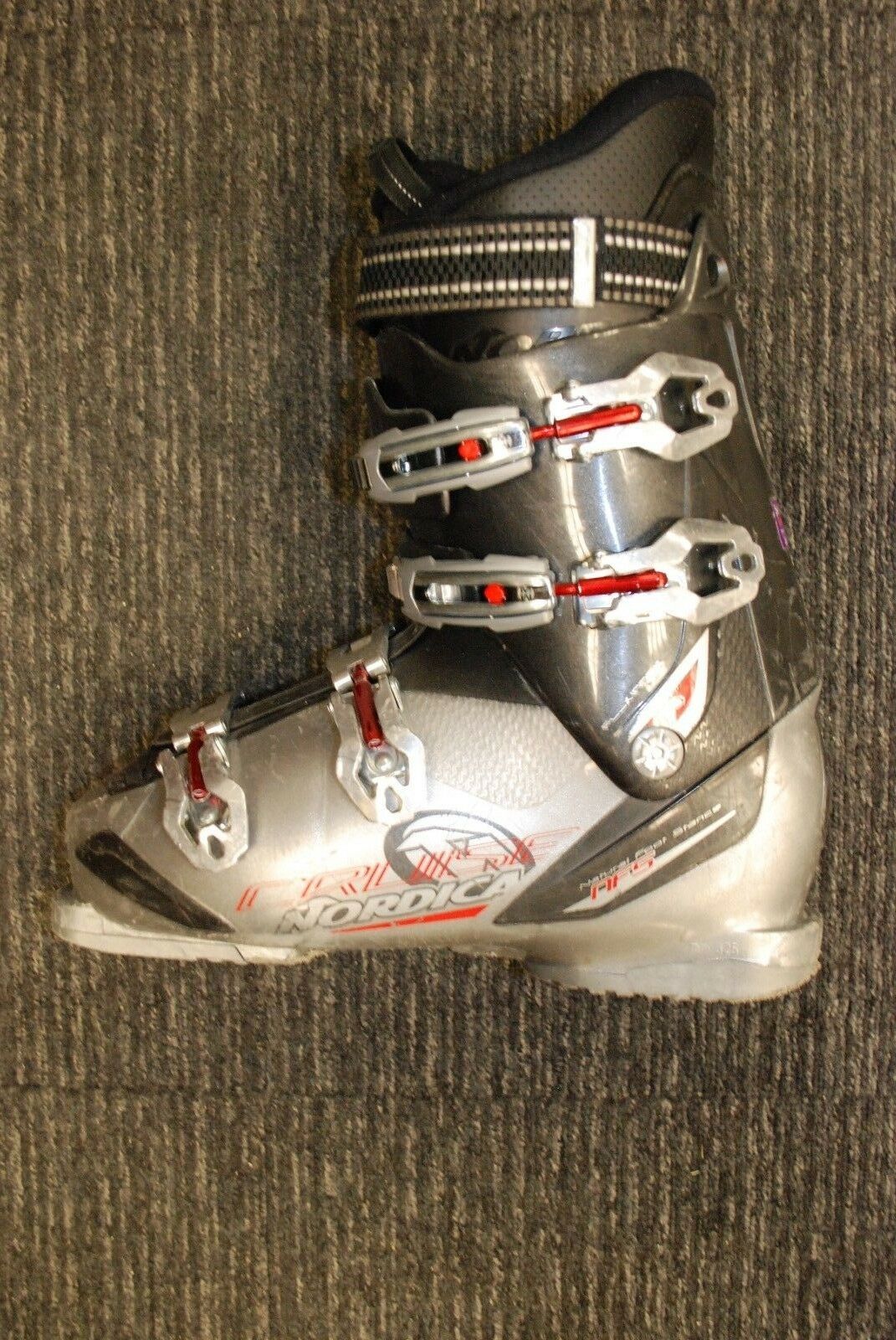 Chaussures de ski Nordica Cruise NFS (EU 43 1/2 ; UK 9 1/4), Mondo 280, plaisir des sports d’hiver